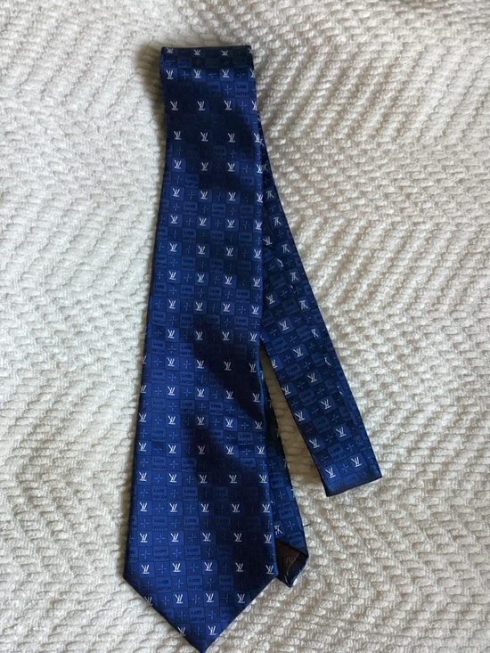 Louis Vuitton Other - Louis Vuitton Dark Blue Monogram Silk Tie